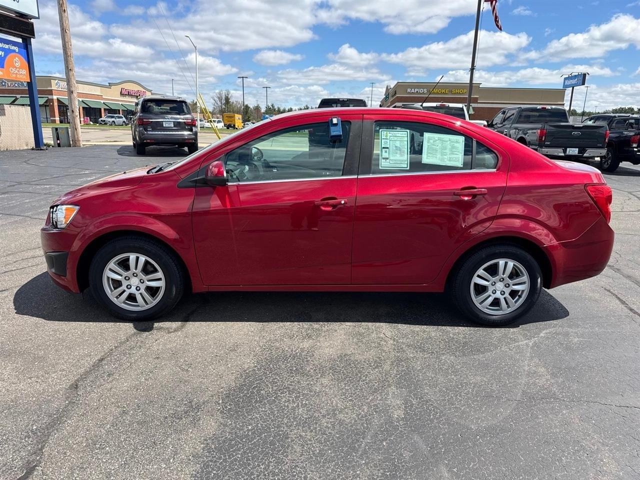 Chevrolet Sonic 4dr Sdn Auto LT 2016