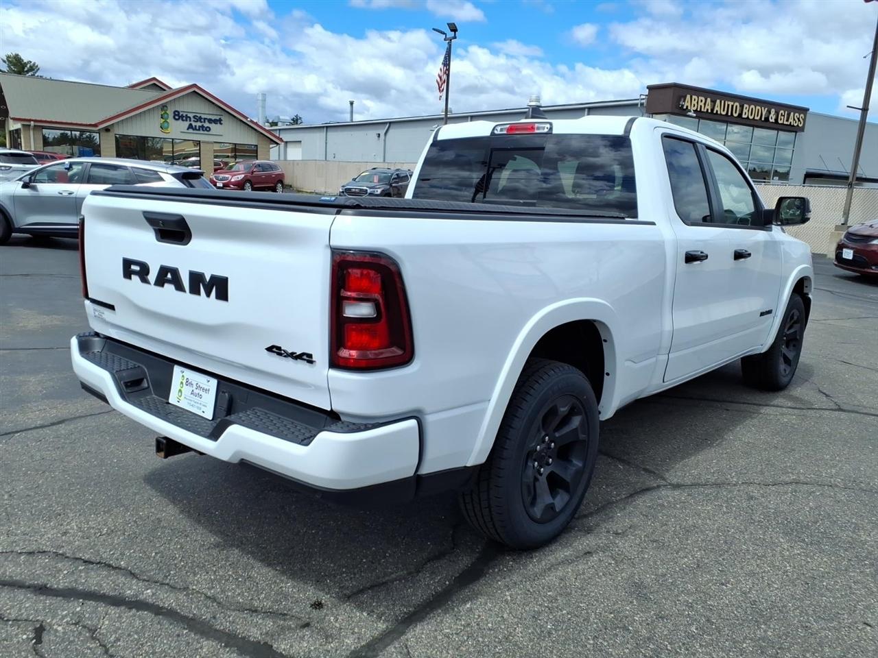 RAM 1500 Big Horn 4x4 Quad Cab 6'4" Box 2025