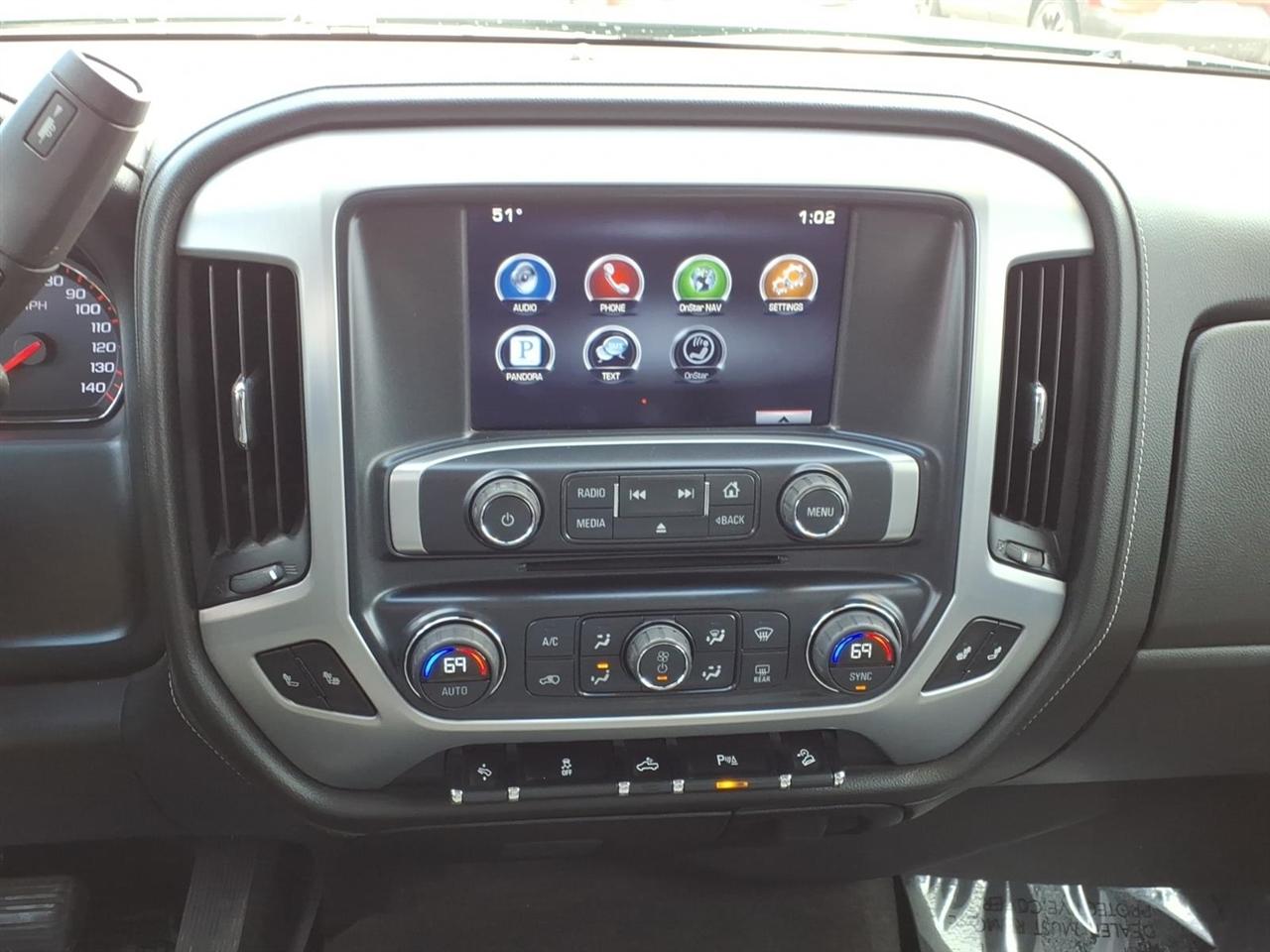GMC Sierra 1500 4WD Crew Cab 143.5" SLT 2015