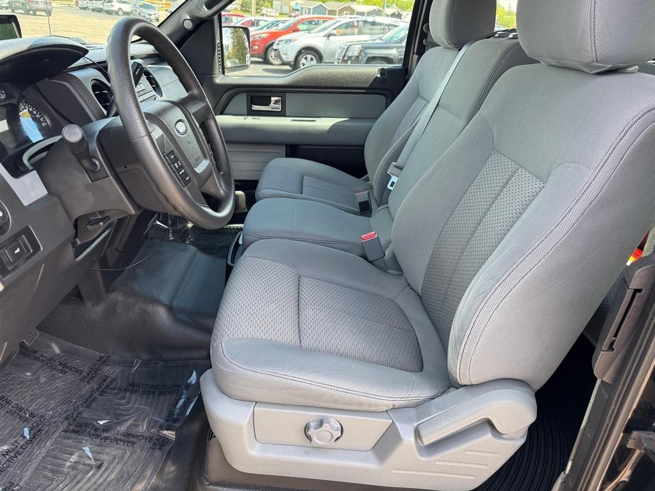 Ford F-150 4WD SuperCab 145" Lariat 2013
