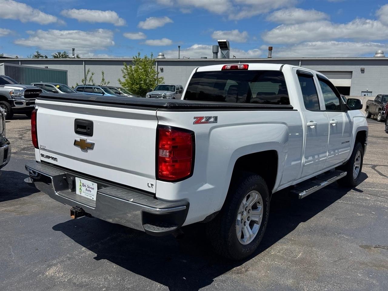 Chevrolet Silverado 1500 4WD Double Cab 143.5" LT w/2LT 2015