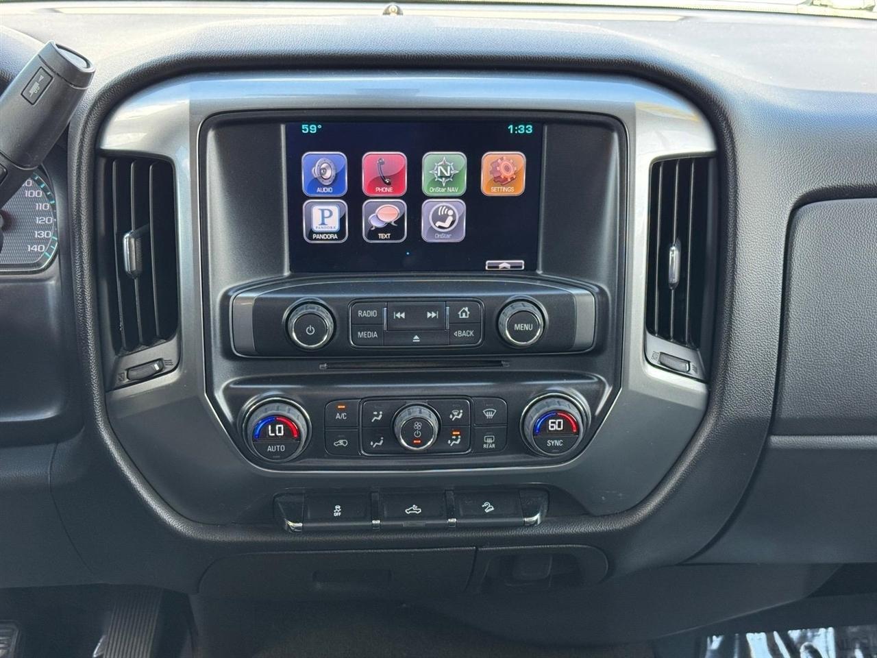 Chevrolet Silverado 1500 4WD Double Cab 143.5" LT w/2LT 2015