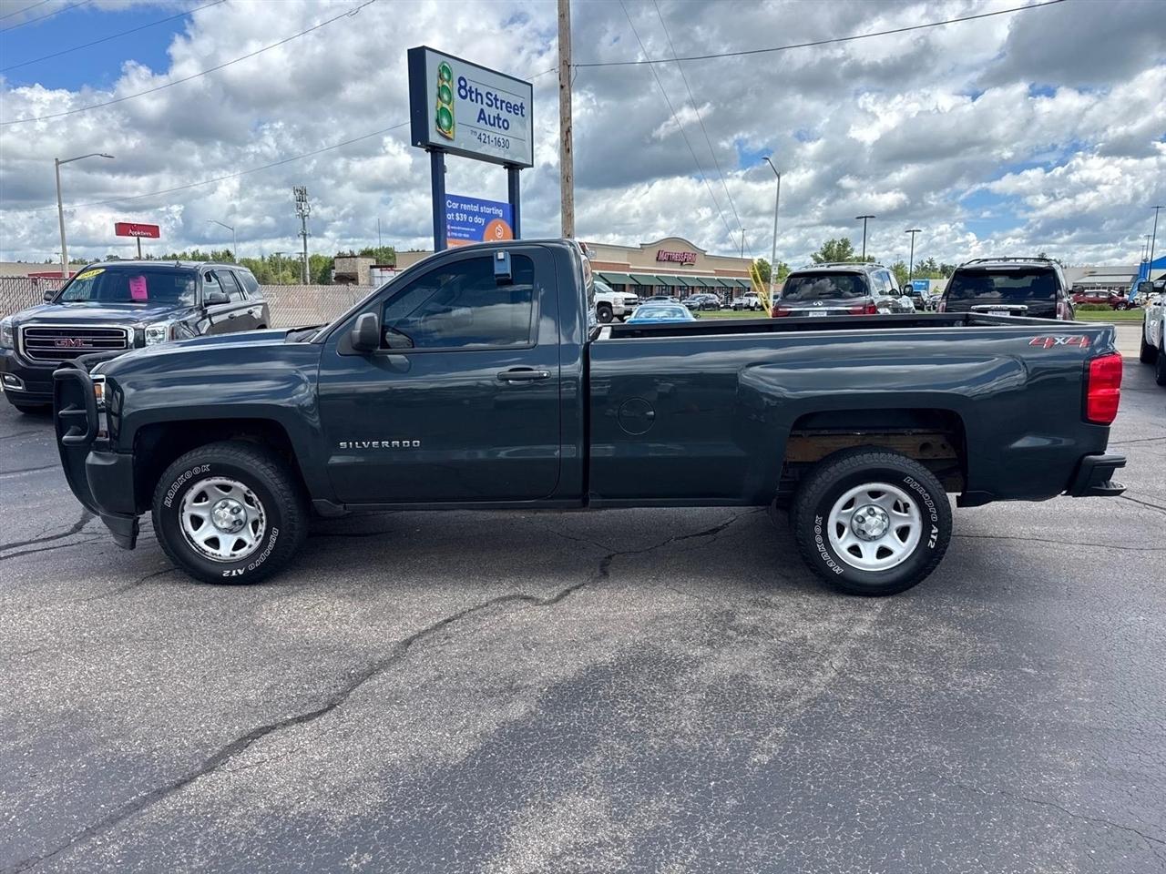 Chevrolet Silverado 1500 4WD Reg Cab 133.0" Work Truck 2018