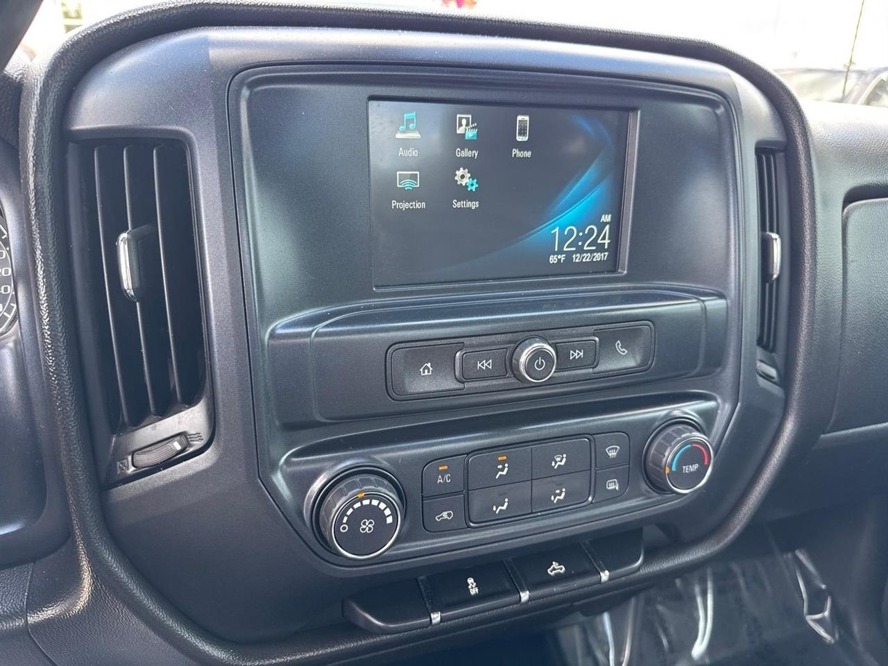 Chevrolet Silverado 1500 4WD Reg Cab 133.0" Work Truck 2018