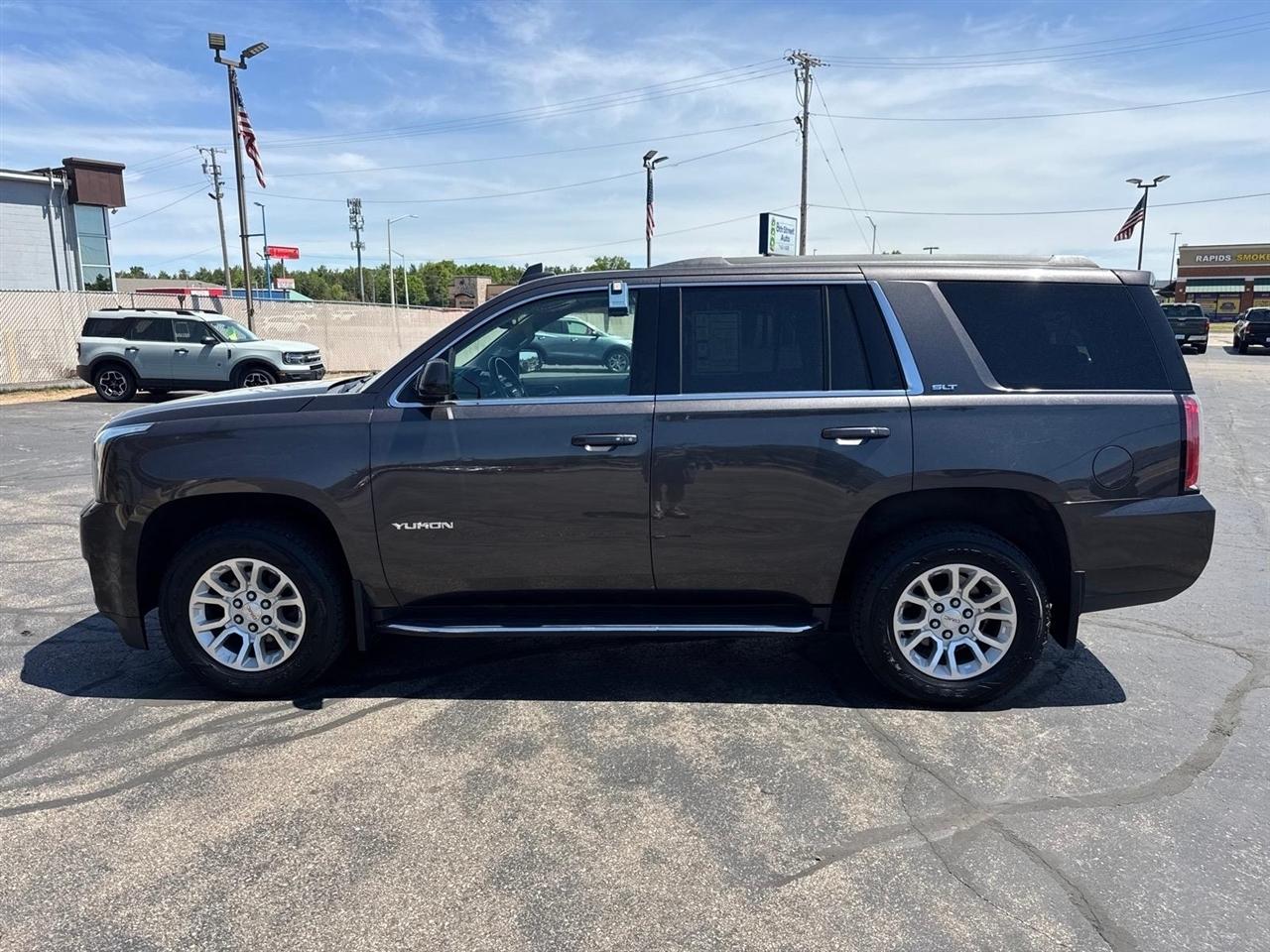 GMC Yukon 4WD 4dr SLT 2018