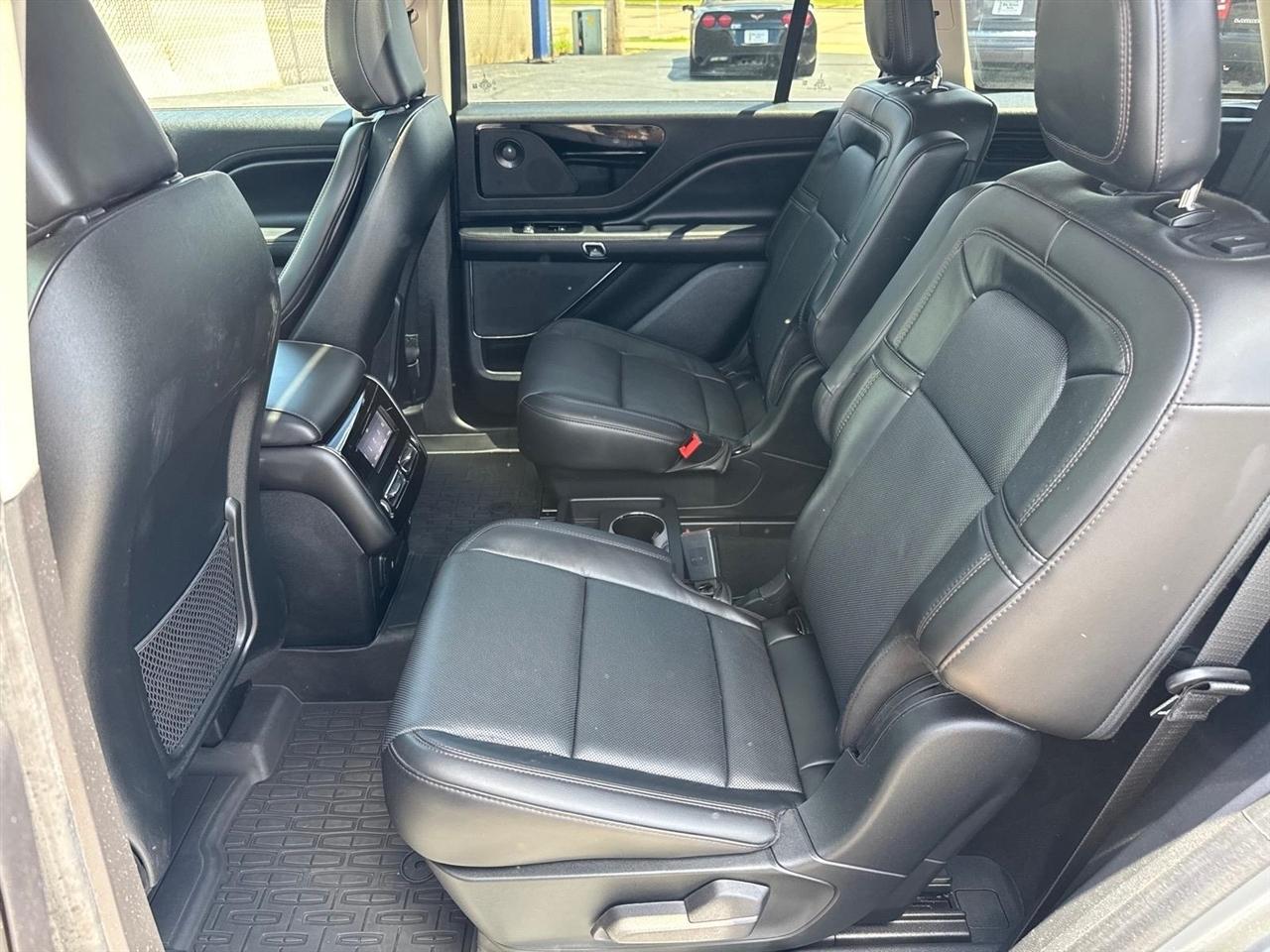 Lincoln Aviator Reserve AWD 2022