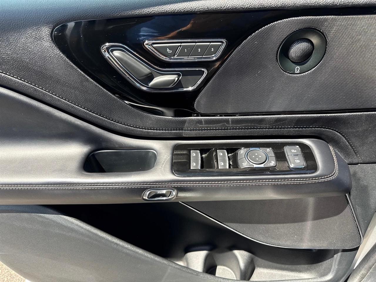 Lincoln Aviator Reserve AWD 2022