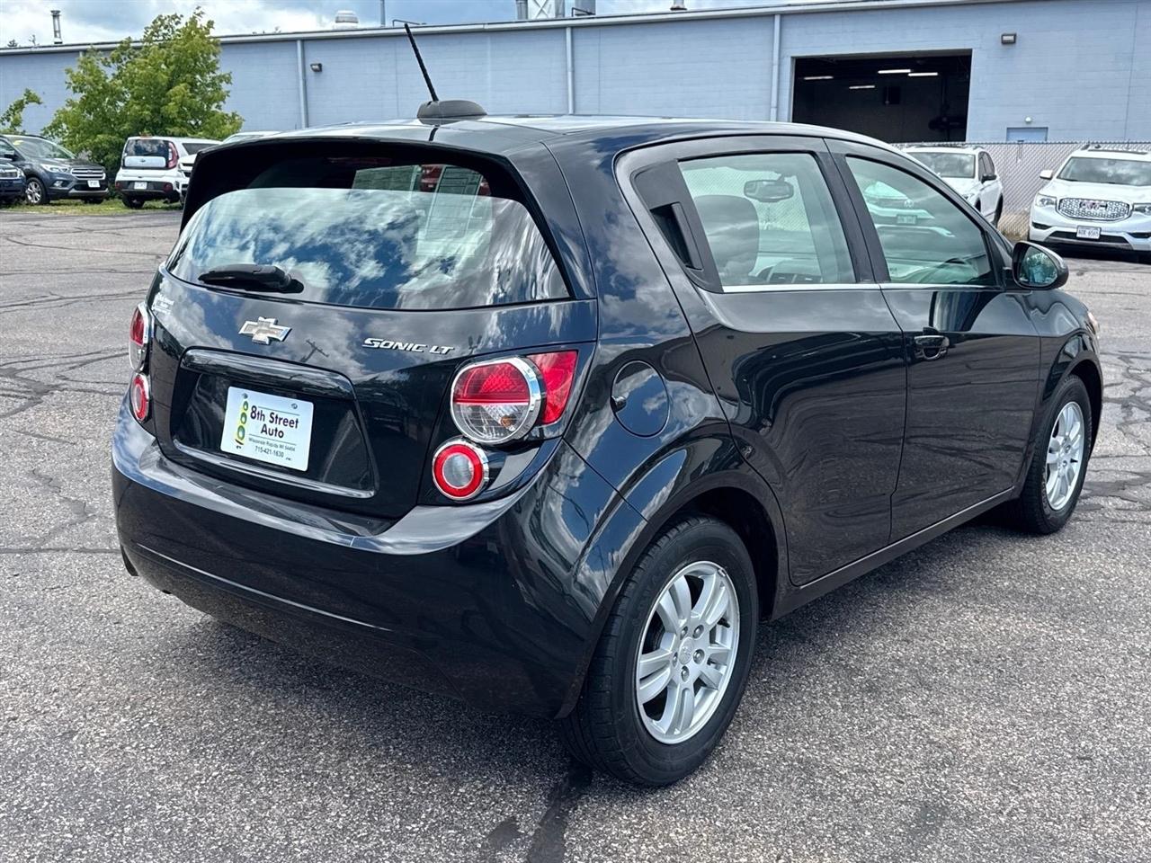 Chevrolet Sonic 5dr HB Auto LT 2015