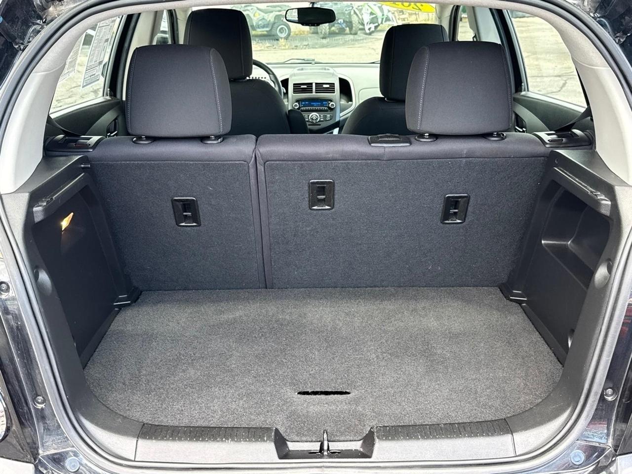 Chevrolet Sonic 5dr HB Auto LT 2015