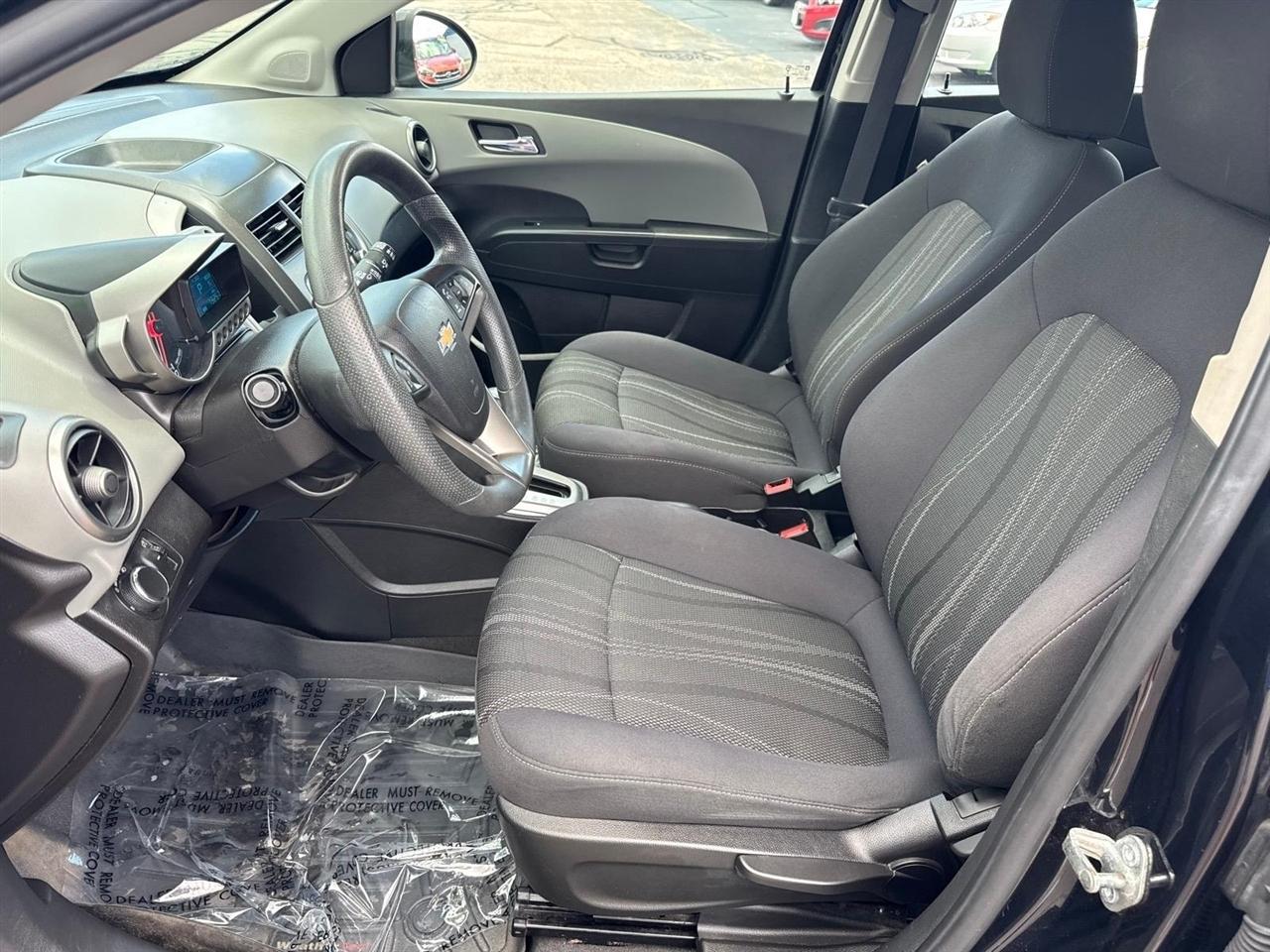 Chevrolet Sonic 5dr HB Auto LT 2015