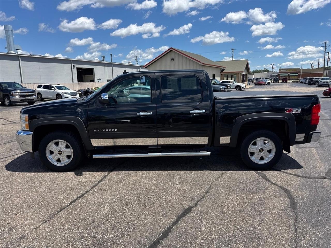 Chevrolet Silverado 1500 4WD Crew Cab 143.5" LT 2012