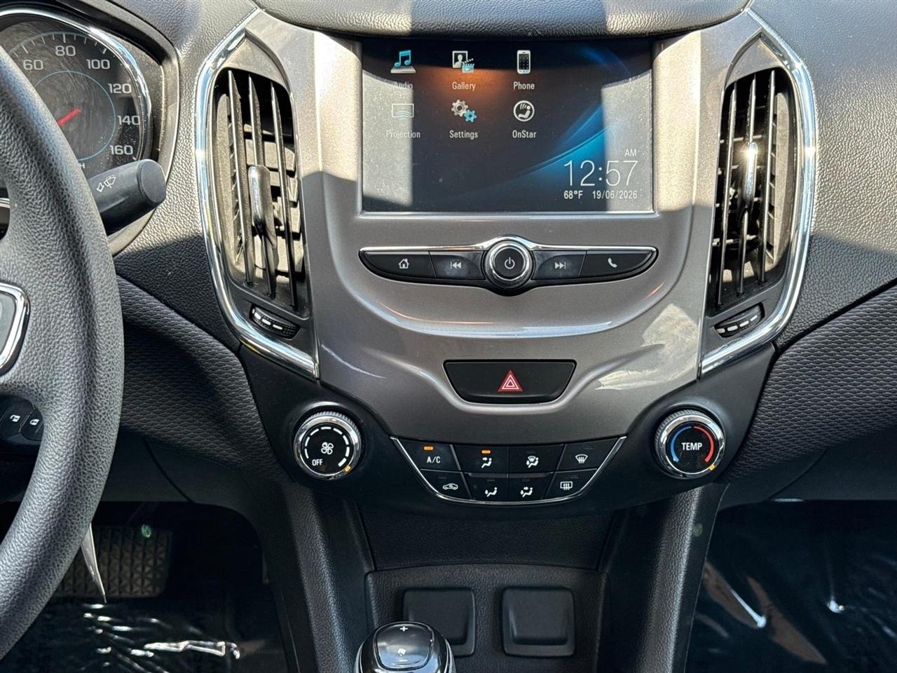 Chevrolet Cruze 4dr Sdn 1.4L LT w/1SD 2017