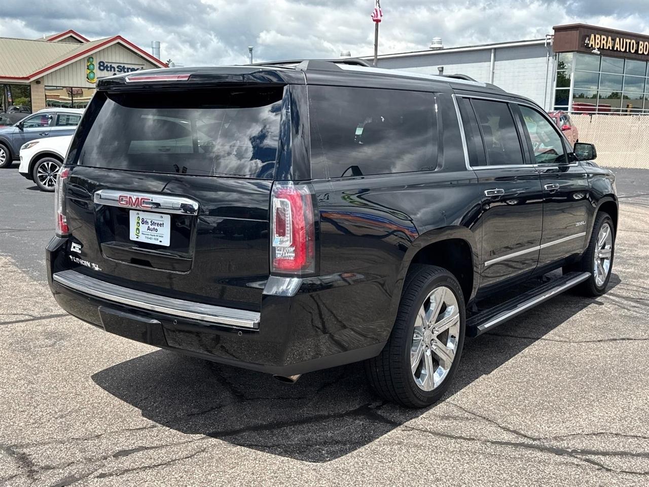 GMC Yukon XL 4WD 4dr Denali 2019