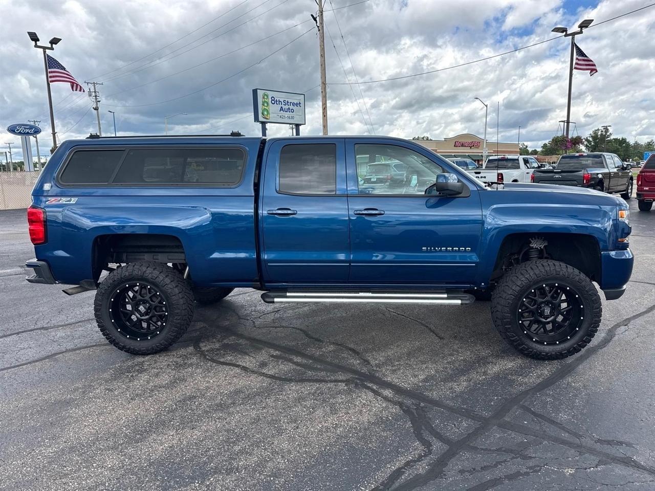 Chevrolet Silverado 1500 4WD Double Cab 143.5" LT w/2LT 2017