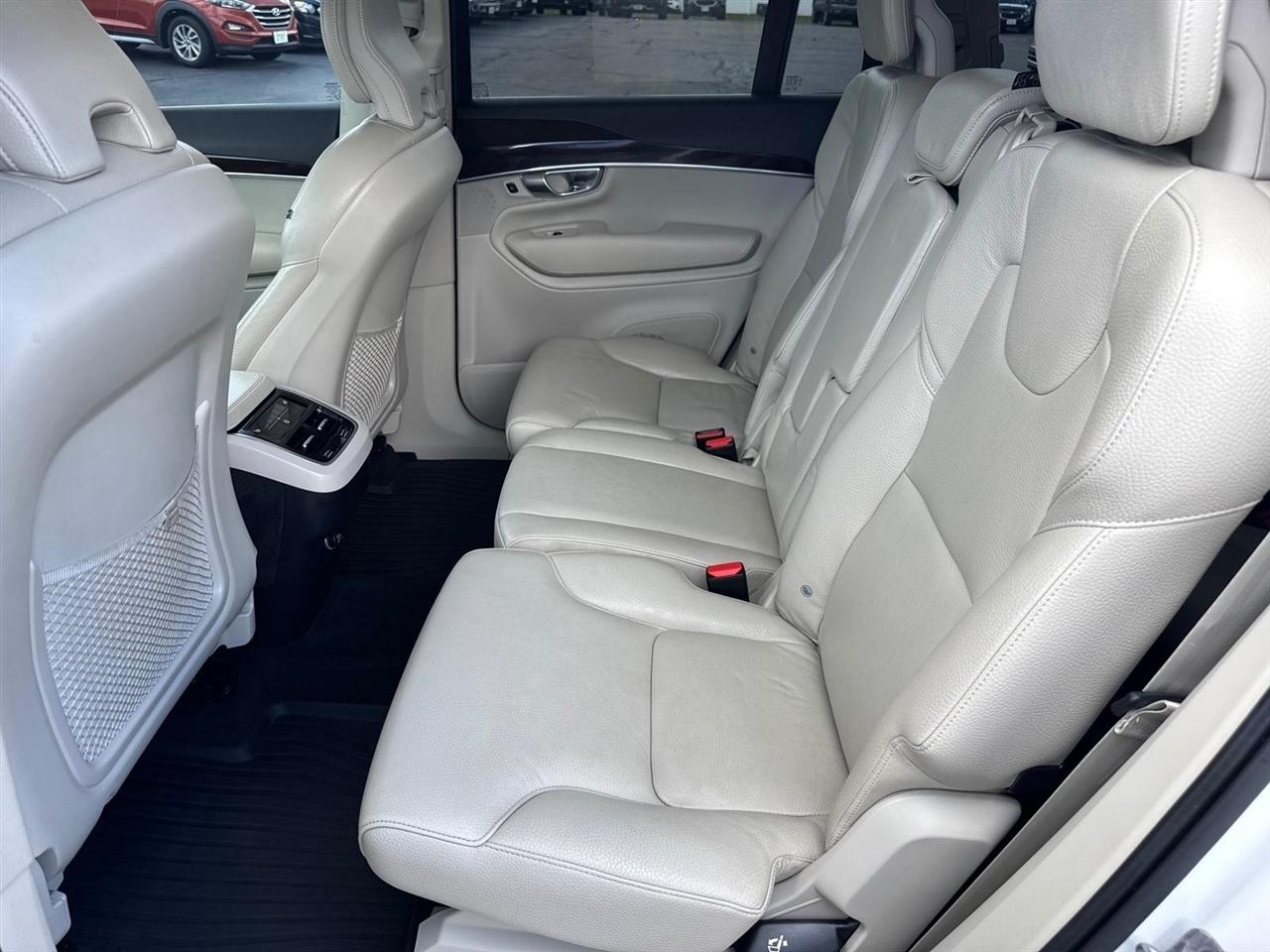 Volvo XC90 T6 AWD Momentum 2019