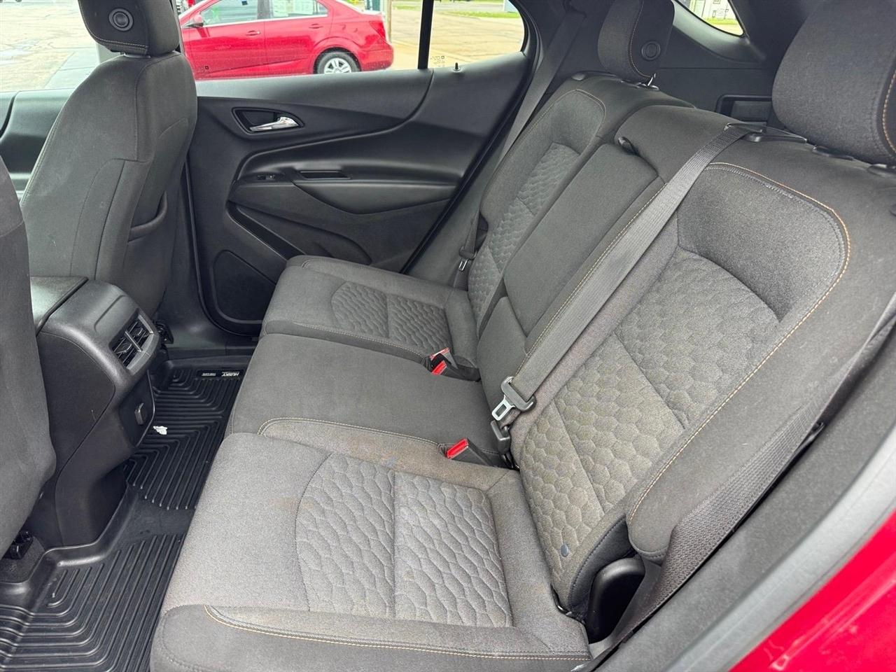 Chevrolet Equinox AWD 4dr LT w/1LT 2018