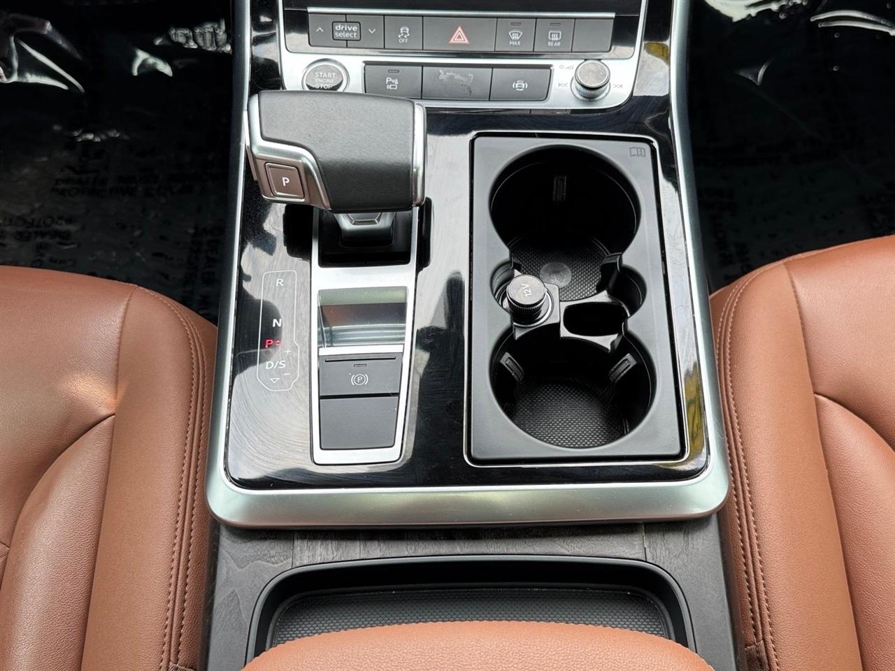 Audi Q7 Premium Plus 55 TFSI quattro 2021