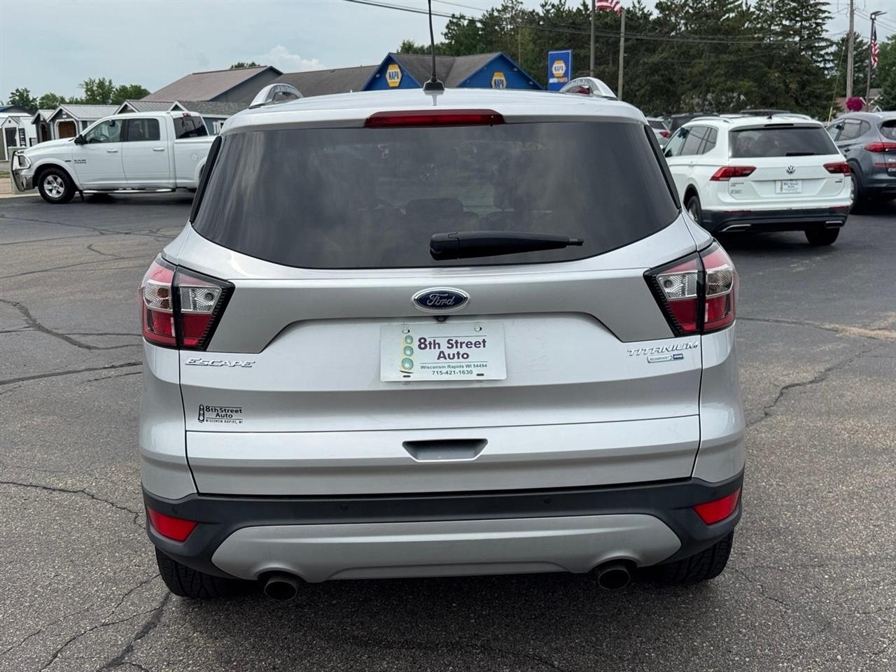 Ford Escape Titanium 4WD 2017