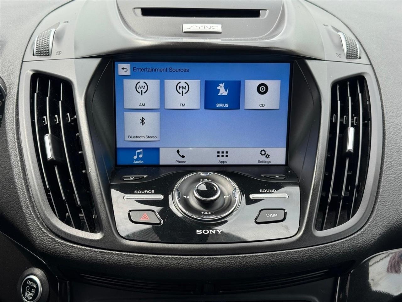 Ford Escape Titanium 4WD 2017