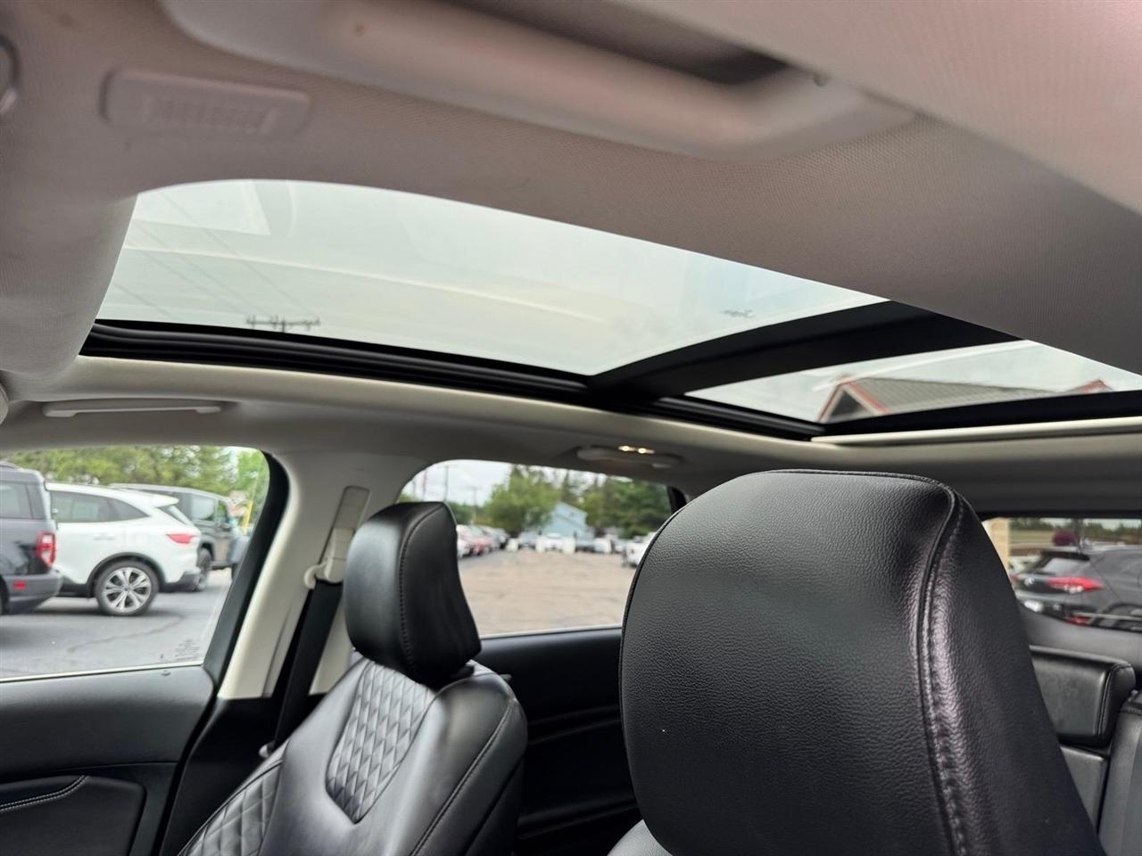Ford Edge Titanium AWD 2023
