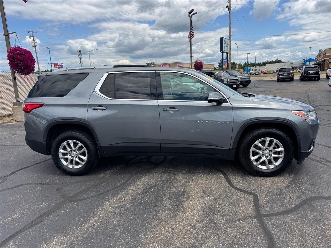 Chevrolet Traverse AWD 4dr LT Cloth w/1LT 2018
