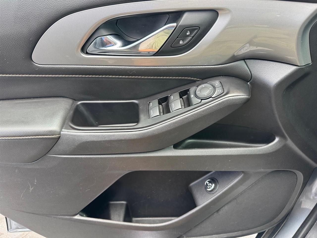 Chevrolet Traverse AWD 4dr LT Cloth w/1LT 2018