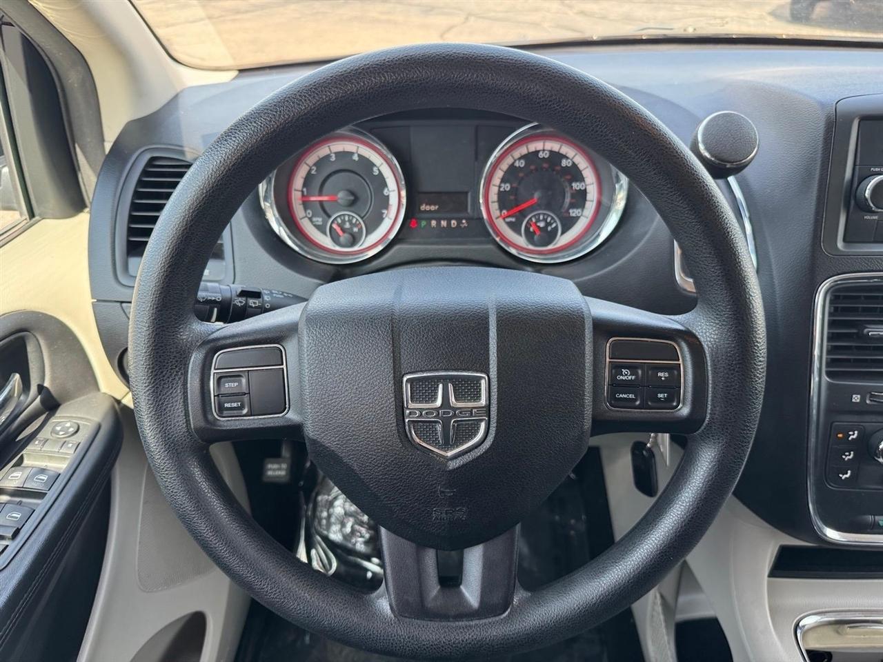 Dodge Grand Caravan 4dr Wgn SXT 2014