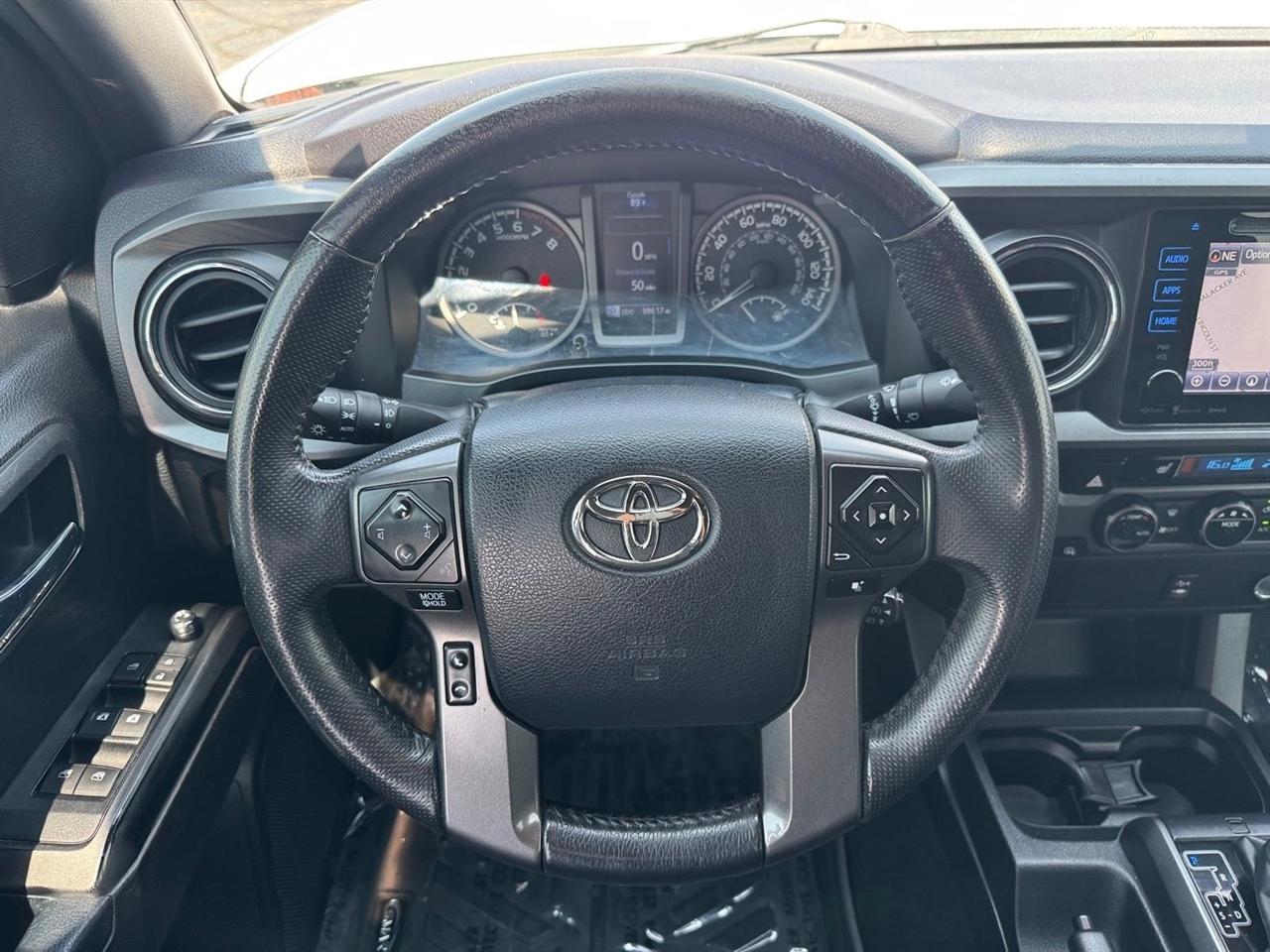 Toyota Tacoma TRD Off Road Double Cab 6' Bed V6 4x4 AT (Natl) 2017
