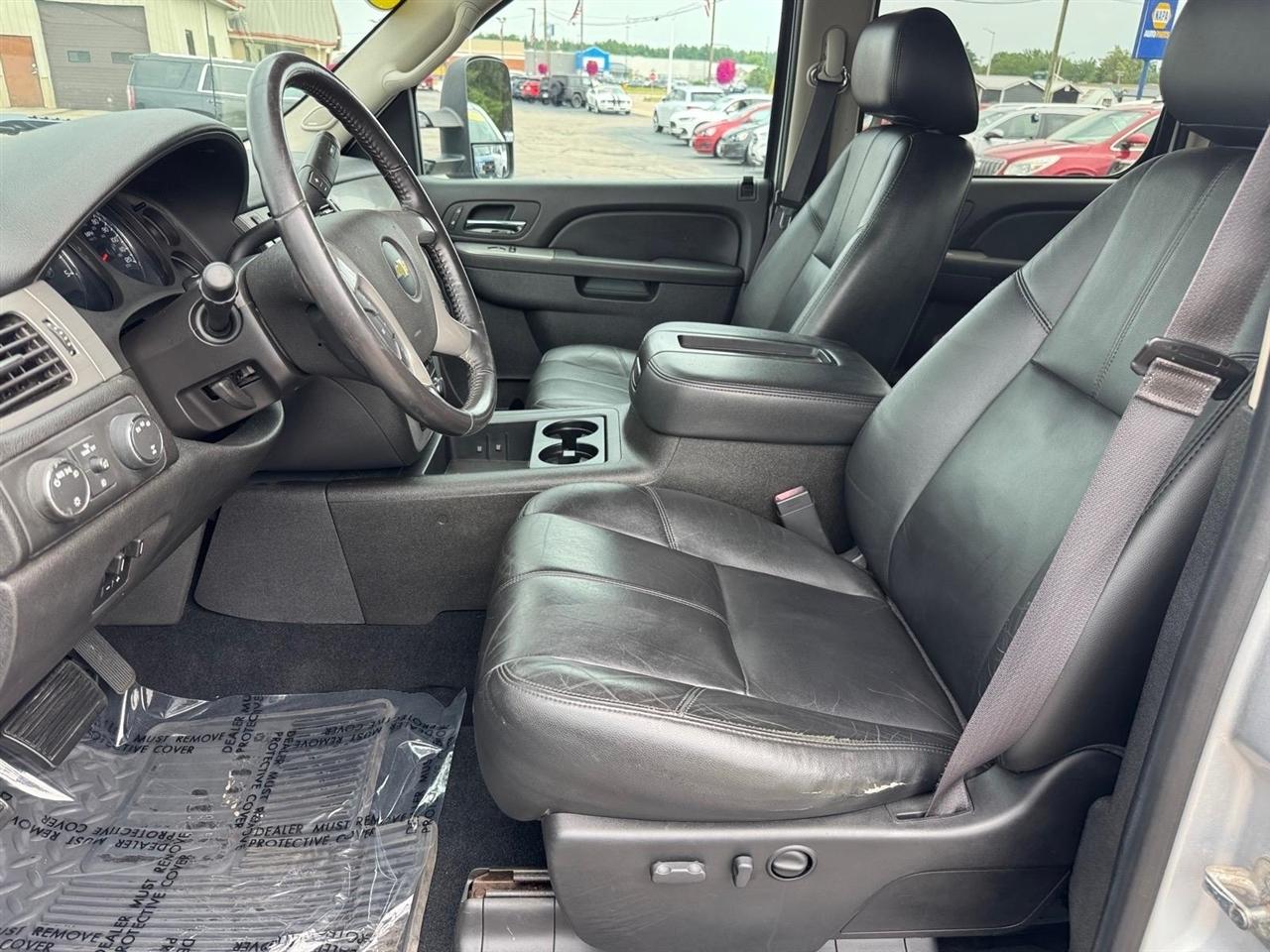 Chevrolet Silverado 2500HD 4WD Crew Cab 153.7" LTZ 2014