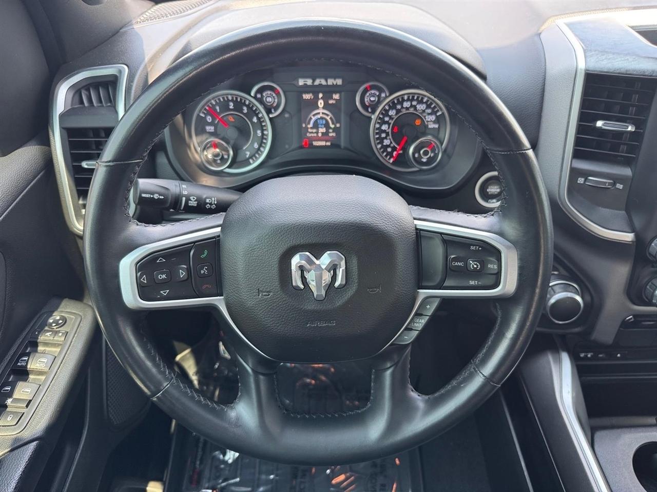 RAM 1500 Big Horn/Lone Star 4x4 Crew Cab 5'7" Box 2019