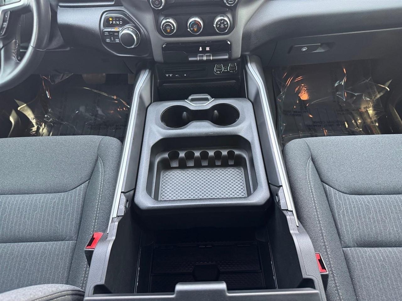 RAM 1500 Big Horn/Lone Star 4x4 Crew Cab 5'7" Box 2019