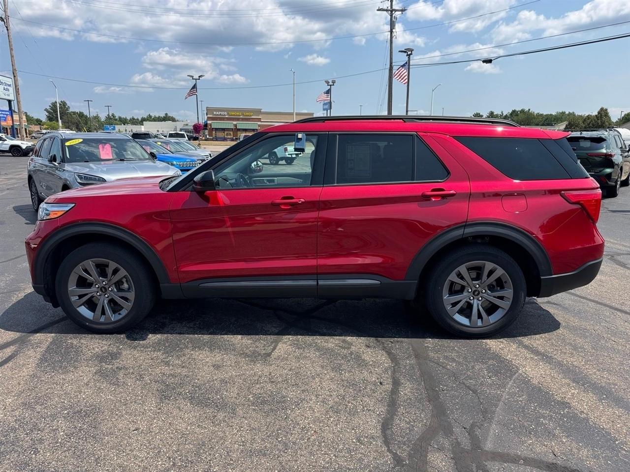Ford Explorer XLT 4WD 2022