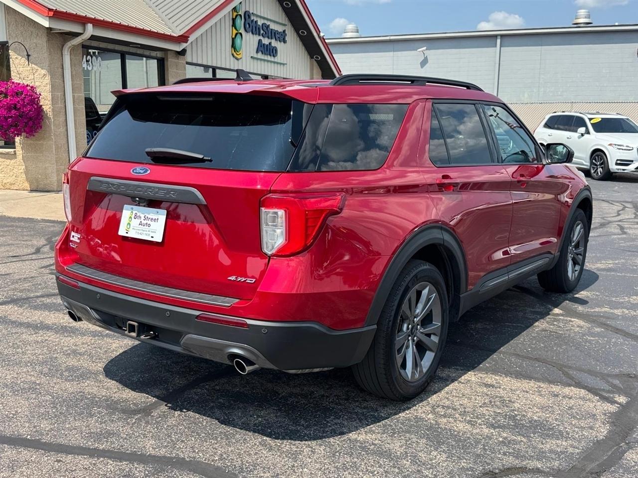 Ford Explorer XLT 4WD 2022