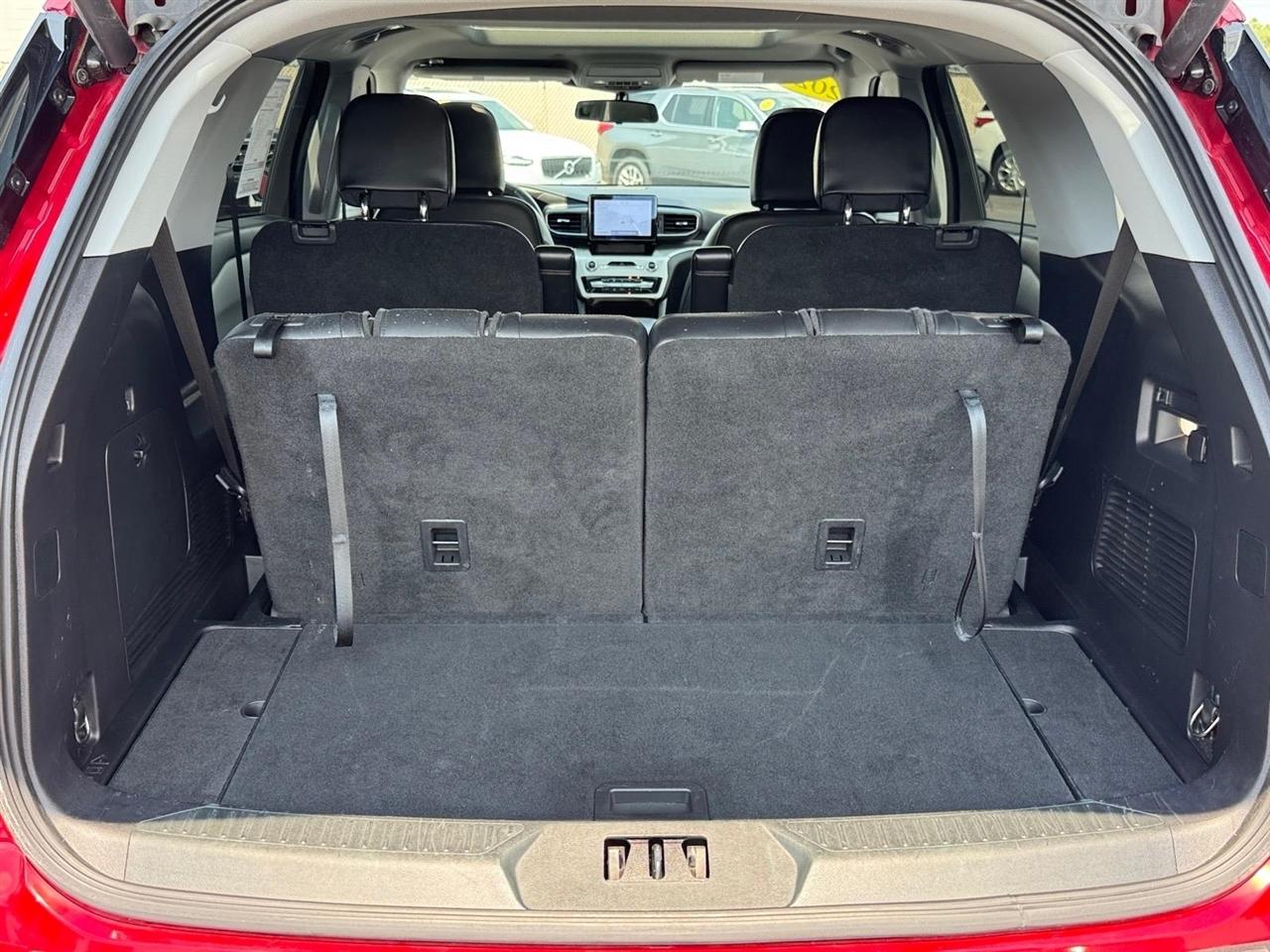 Ford Explorer XLT 4WD 2022