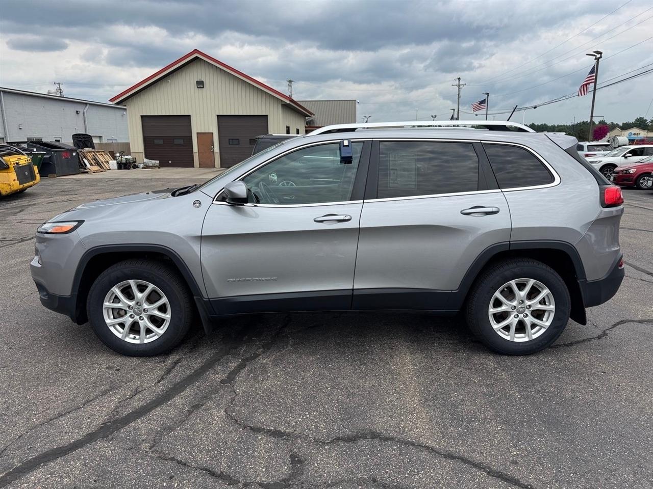 Jeep Cherokee 4WD 4dr Latitude 2015