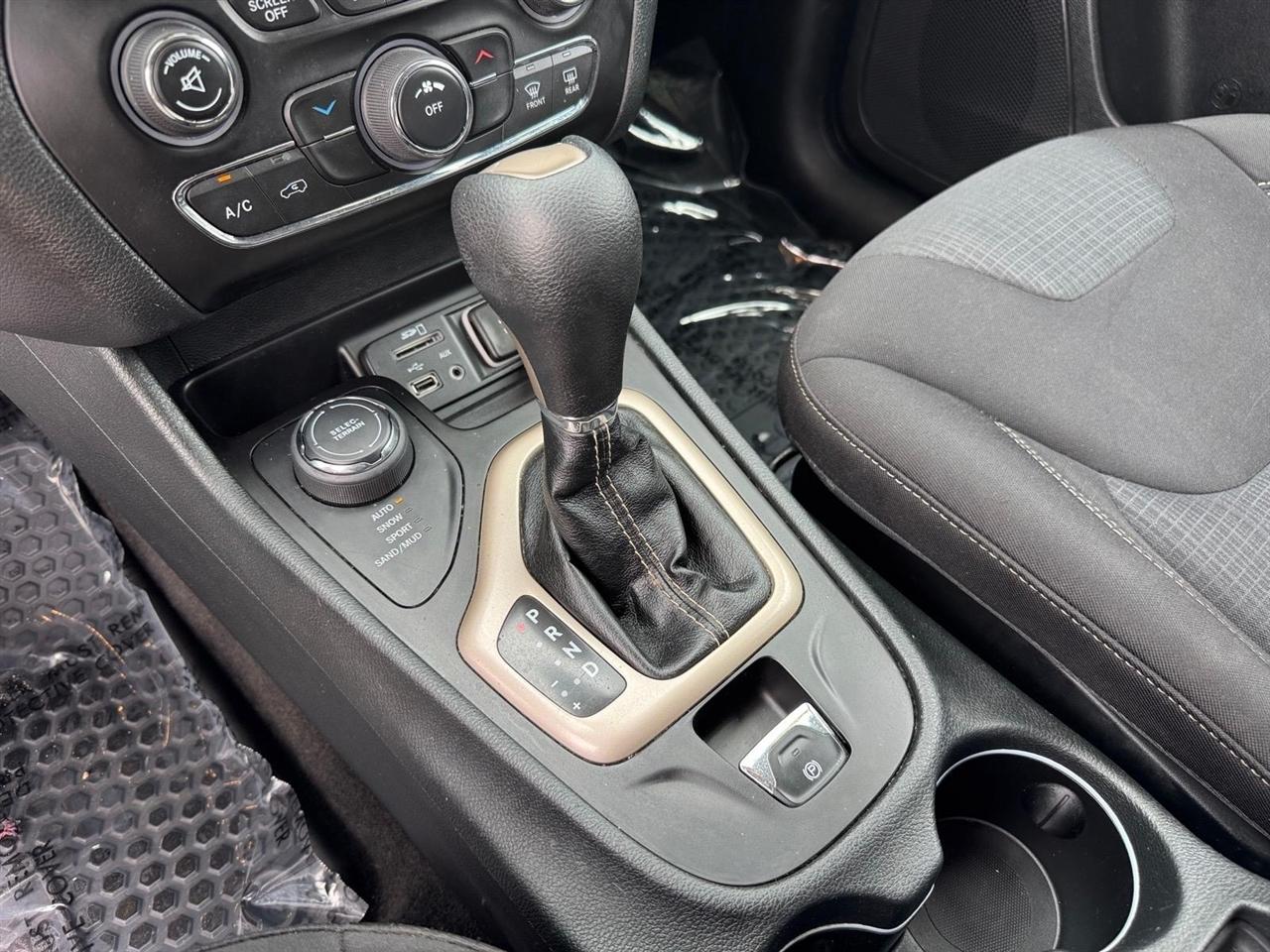 Jeep Cherokee 4WD 4dr Latitude 2015