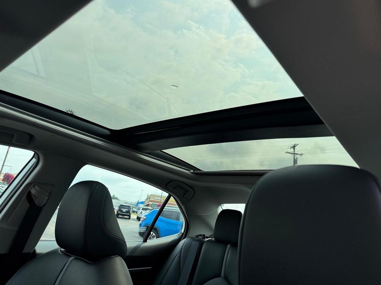 Toyota Camry XSE Auto (Natl) 2020
