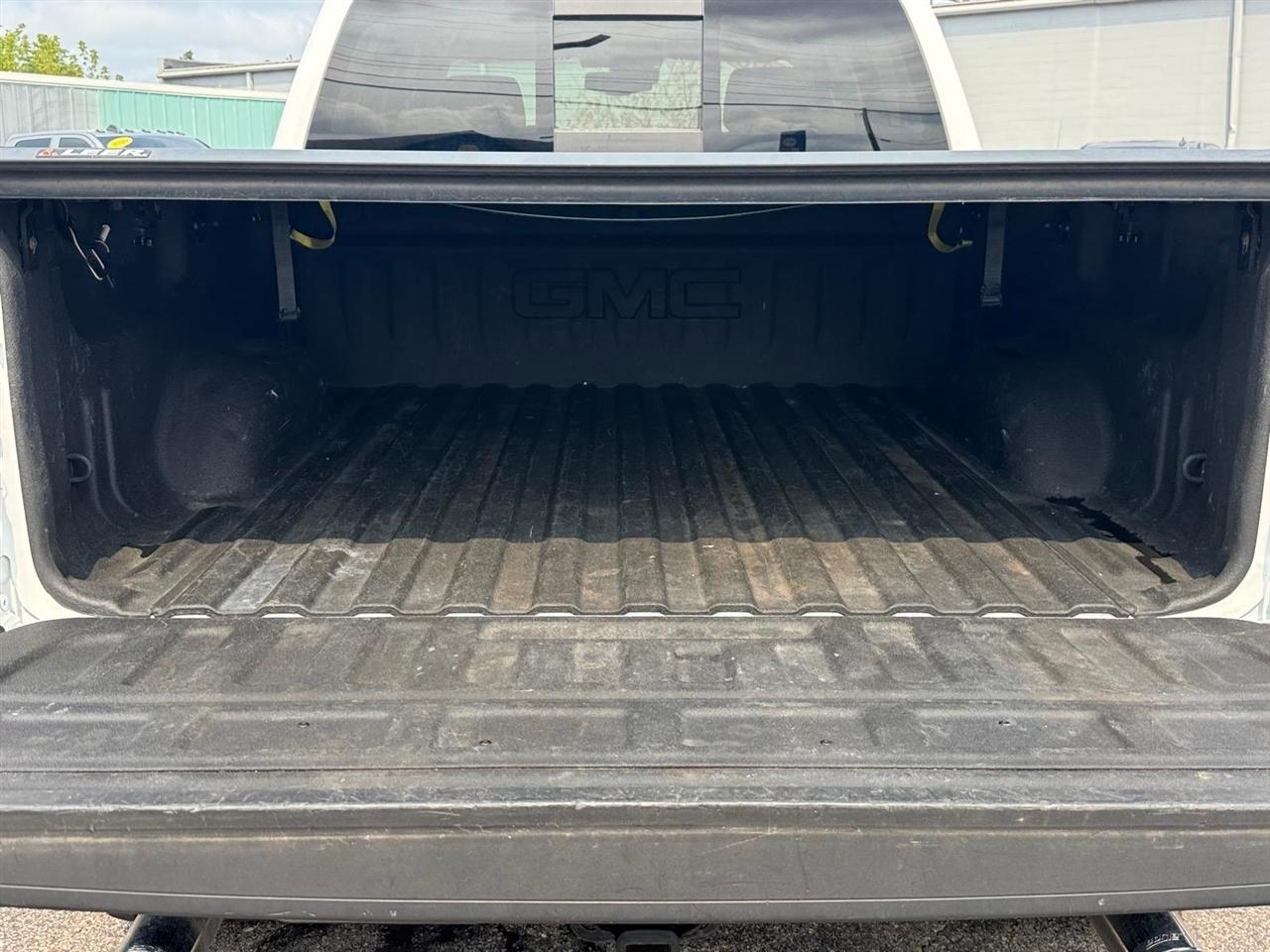 GMC Sierra 1500 4WD Crew Cab 143.5" SLT 2016