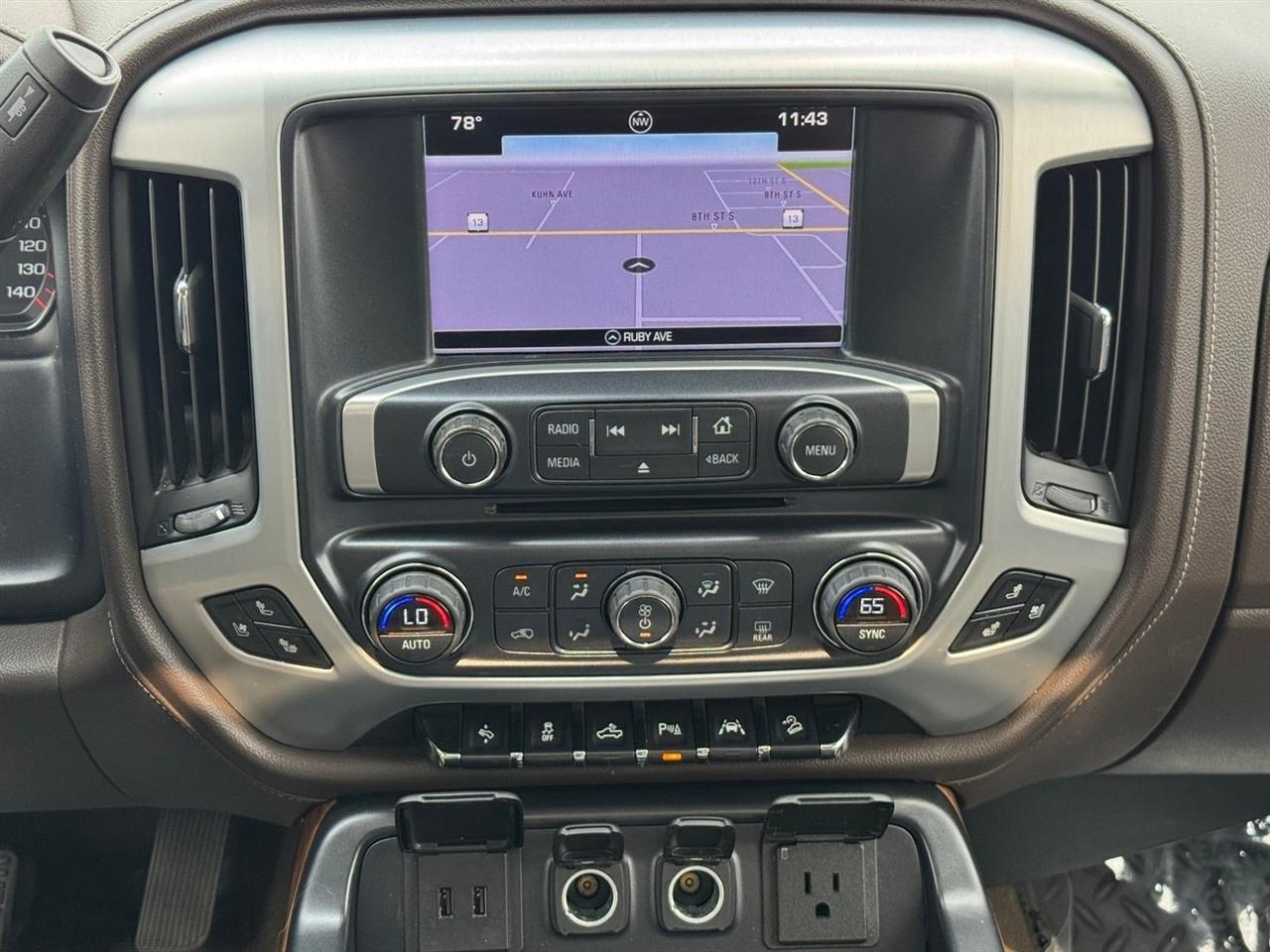 GMC Sierra 1500 4WD Crew Cab 143.5" SLT 2016