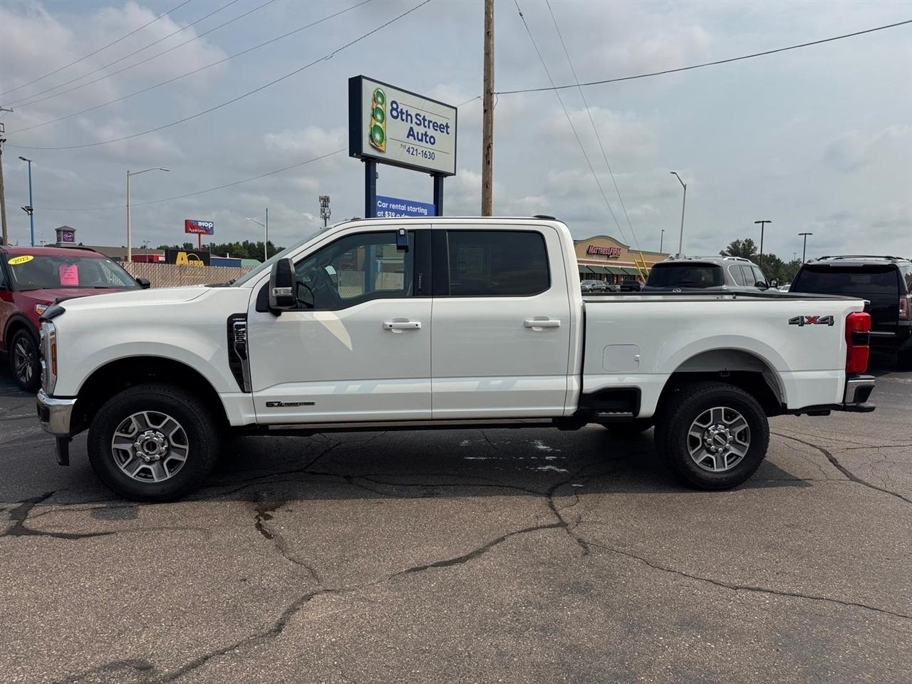 Ford Super Duty F-250 SRW King Ranch 4WD Crew Cab 8' Box 2026