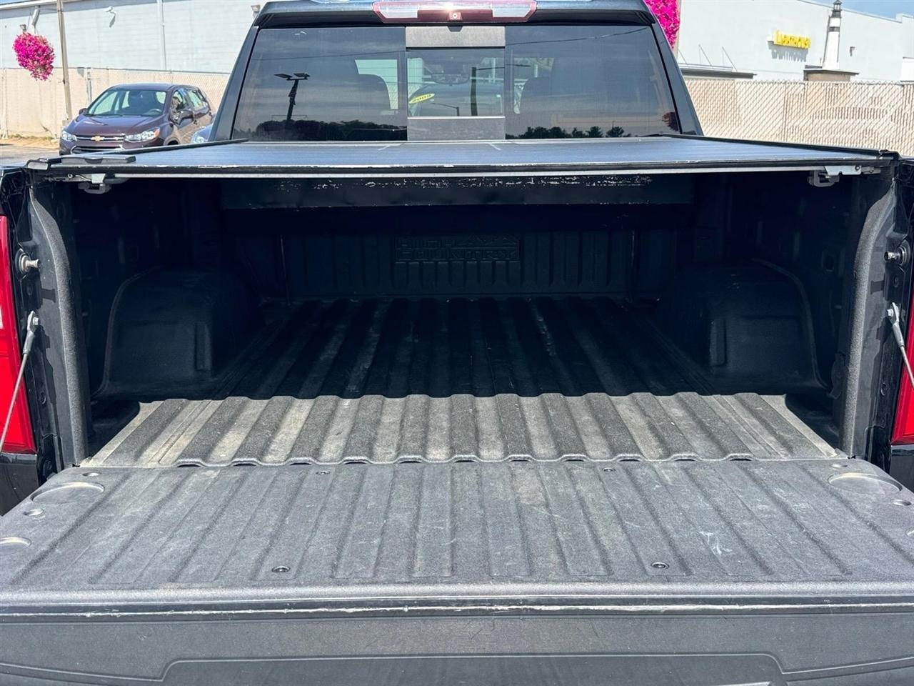 Chevrolet Silverado 1500 4WD Crew Cab 147" High Country 2019