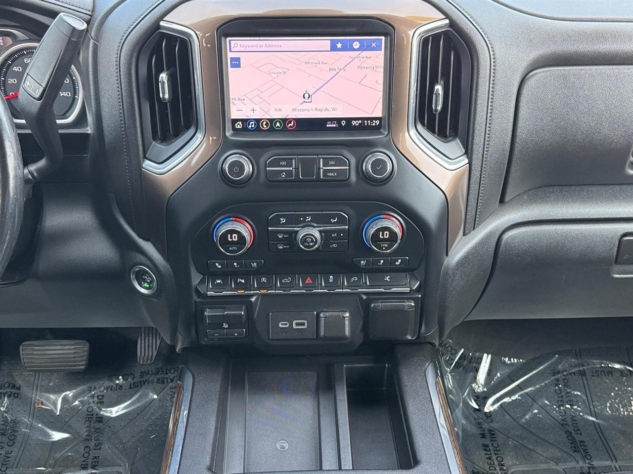 Chevrolet Silverado 1500 4WD Crew Cab 147" High Country 2019