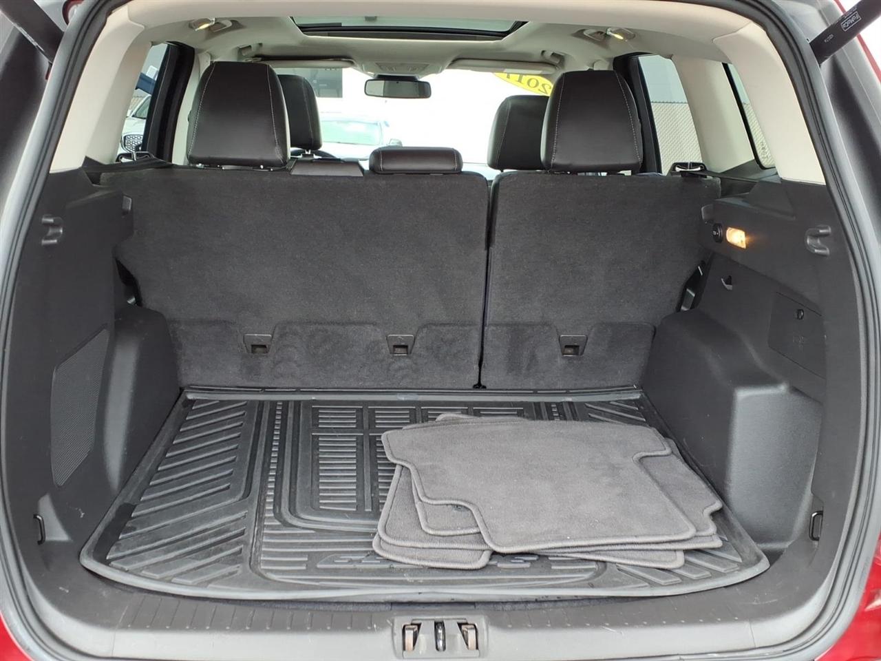 Ford Escape Titanium 4WD 2017