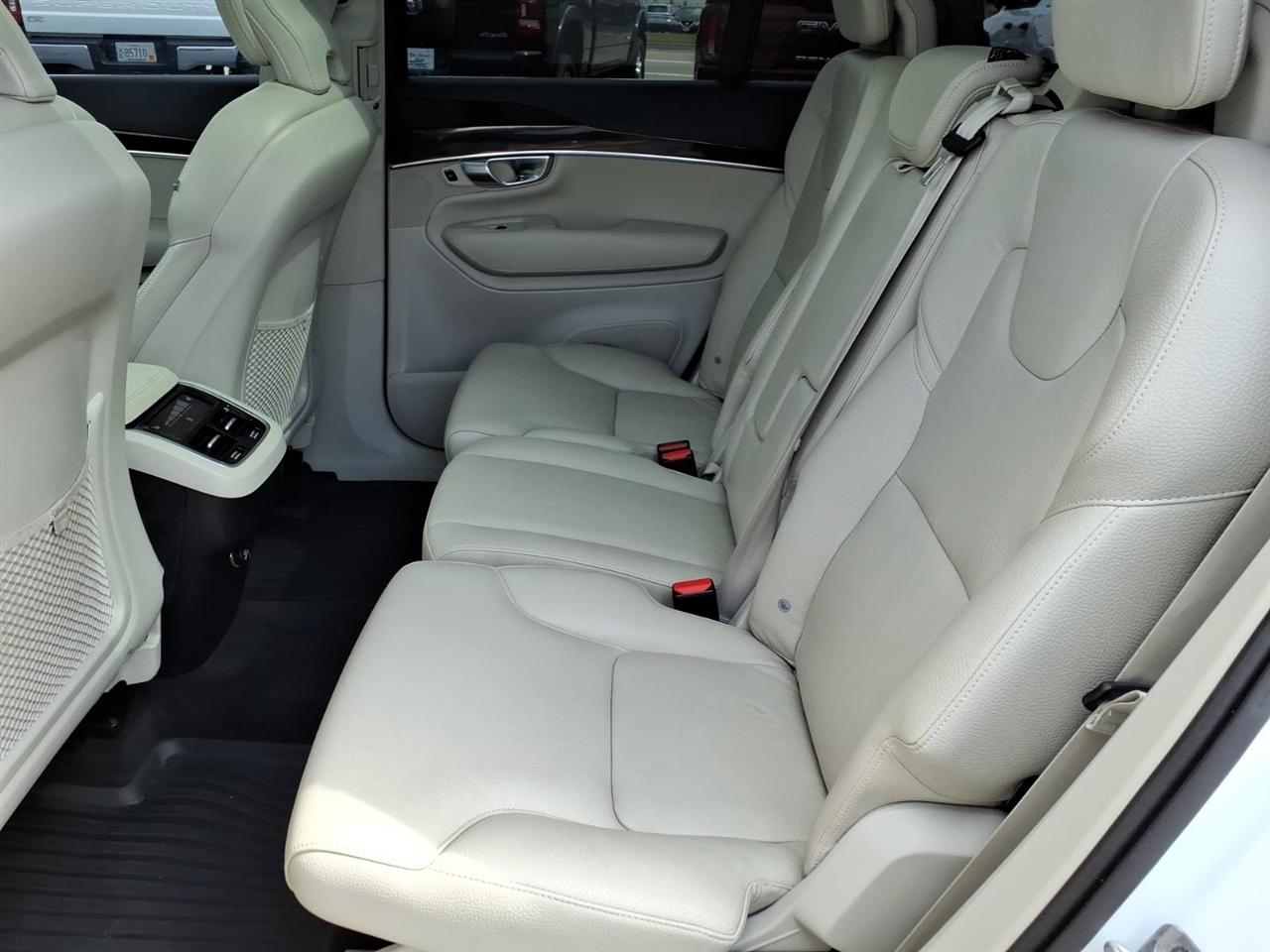 Volvo XC90 T6 AWD Momentum 2019