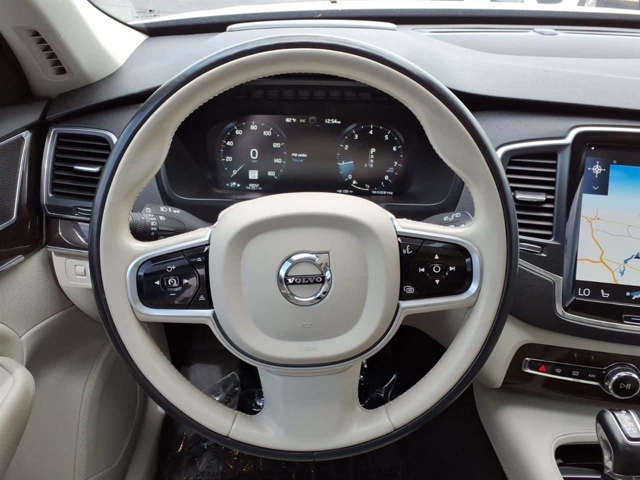 Volvo XC90 T6 AWD Momentum 2019