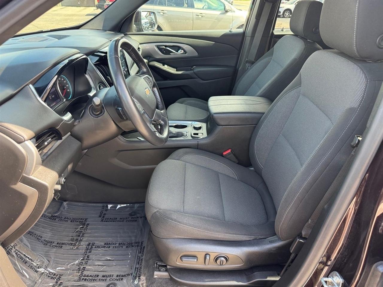 Chevrolet Traverse AWD 4dr LT Cloth w/1LT 2022