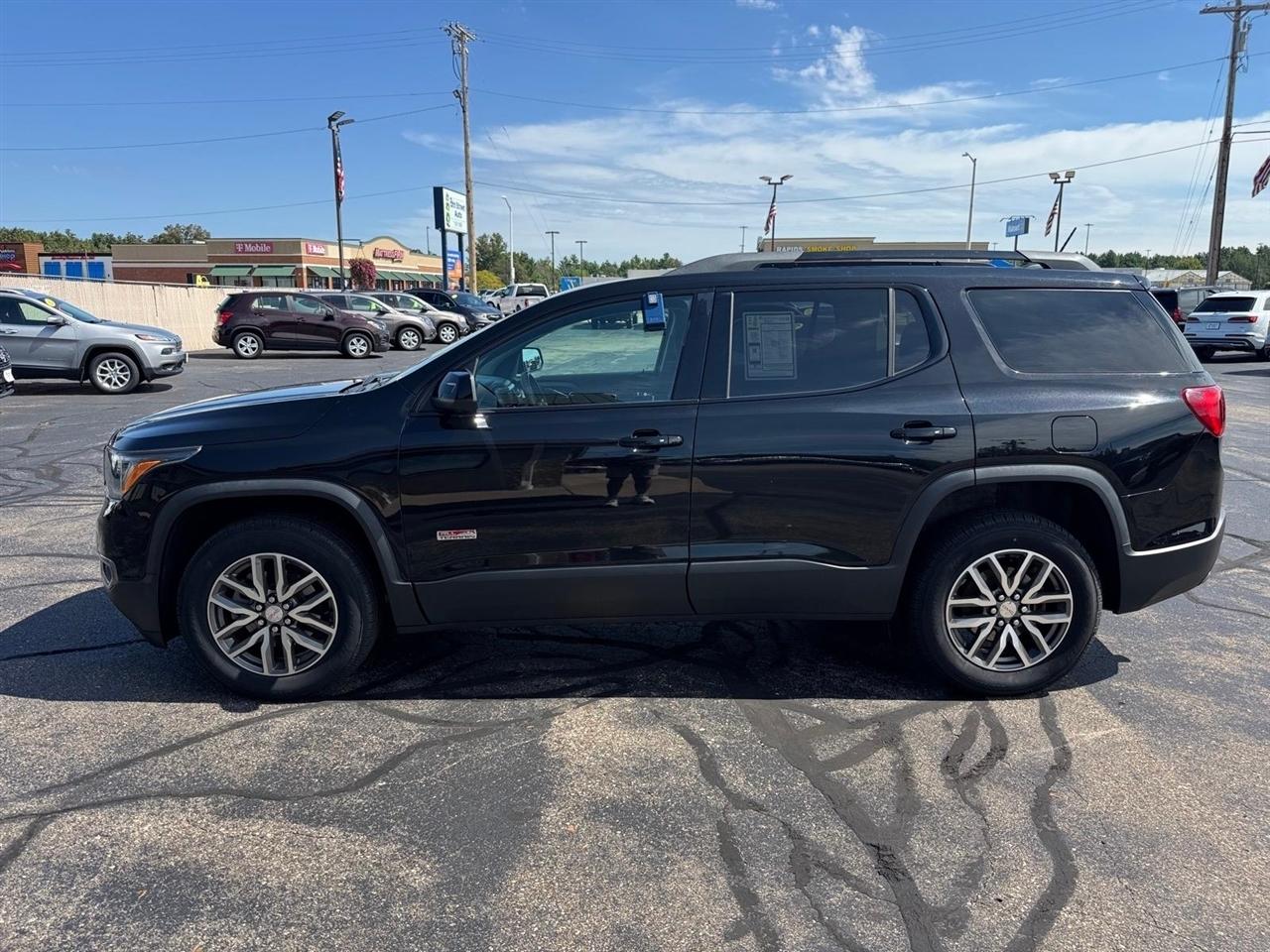 GMC Acadia AWD 4dr SLE w/SLE-2 2017