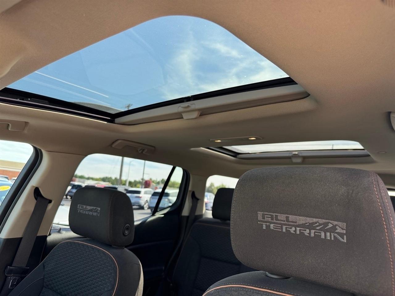 GMC Acadia AWD 4dr SLE w/SLE-2 2017