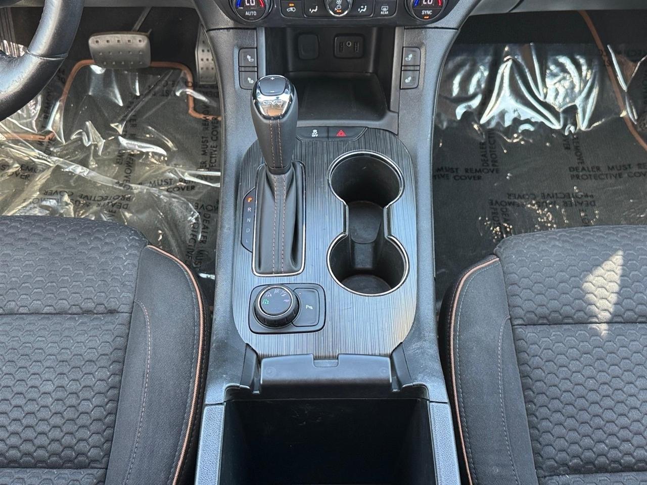 GMC Acadia AWD 4dr SLE w/SLE-2 2017