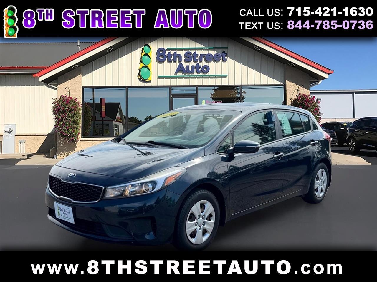2017 Kia Forte5 LX Auto